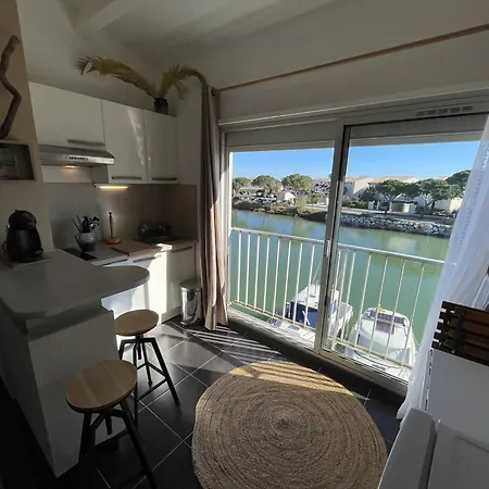 Mezzanine 4 Couchages, Animaux Admis, Parking Securise, Proche Commerces - Fr-1-106-85 Lägenhet *